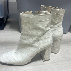 Sam Edelman White Boots